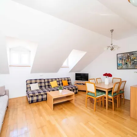 Foteza - Duplex Two Bedroom Second Third Floor Dubrovnik