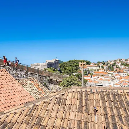 Foteza - Duplex Two Bedroom Second Third Floor *