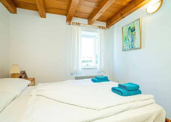 Foteza - Duplex Two Bedroom